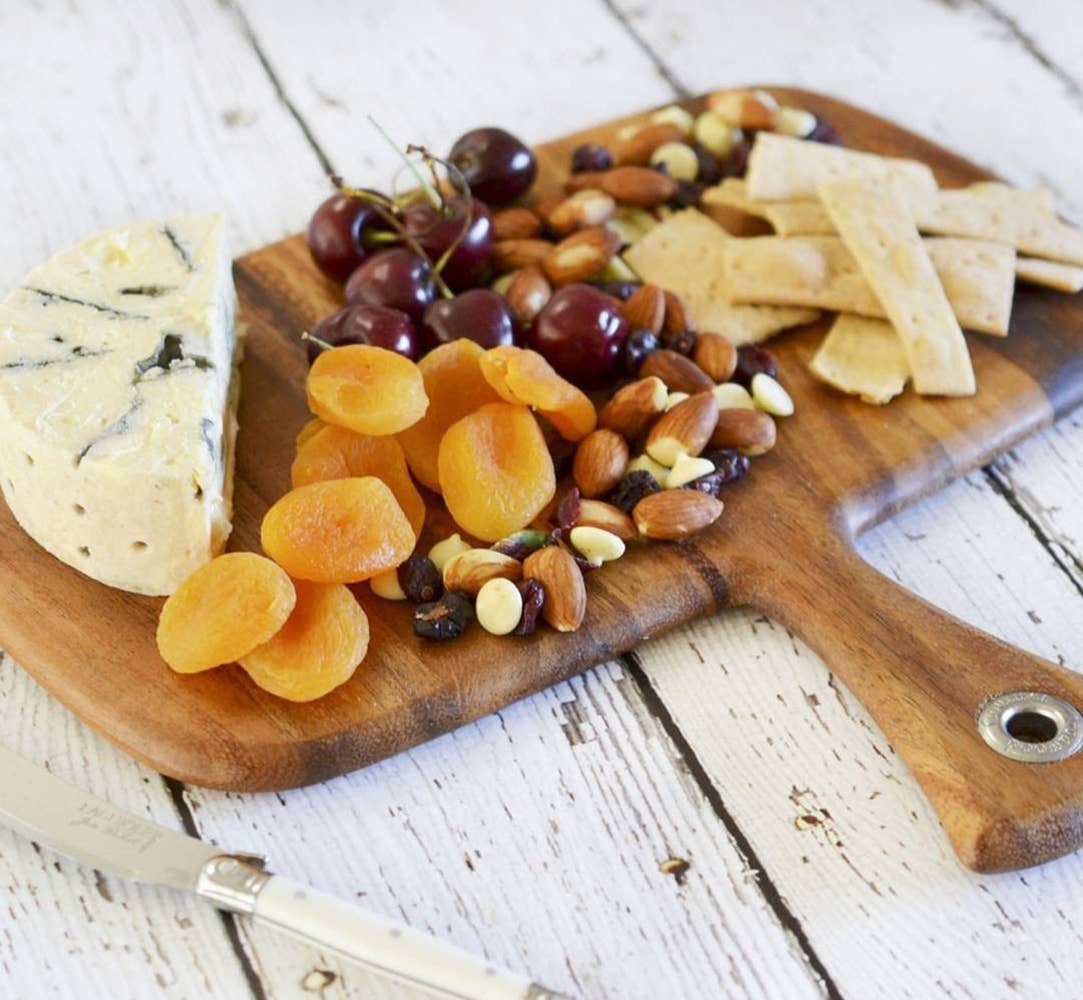 Ironwood Paddle Cutting Board - Mulberry Market Designs