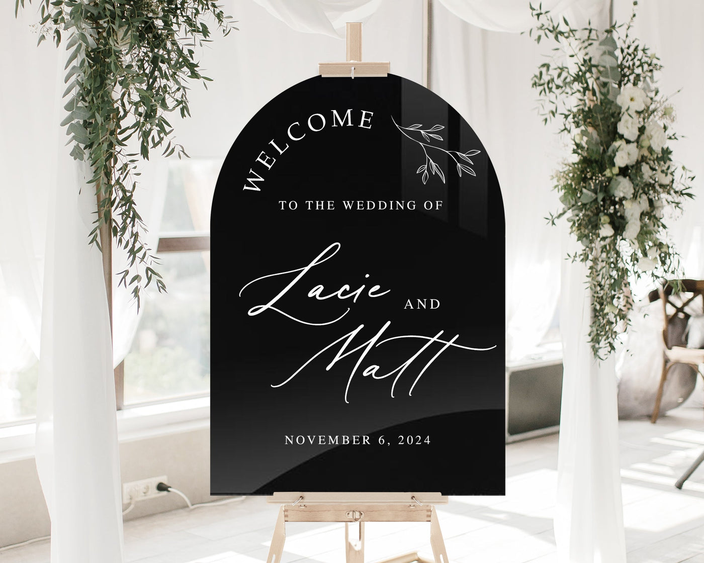 Arched Acrylic Wedding Welcome Sign - Mulberry Market Designs